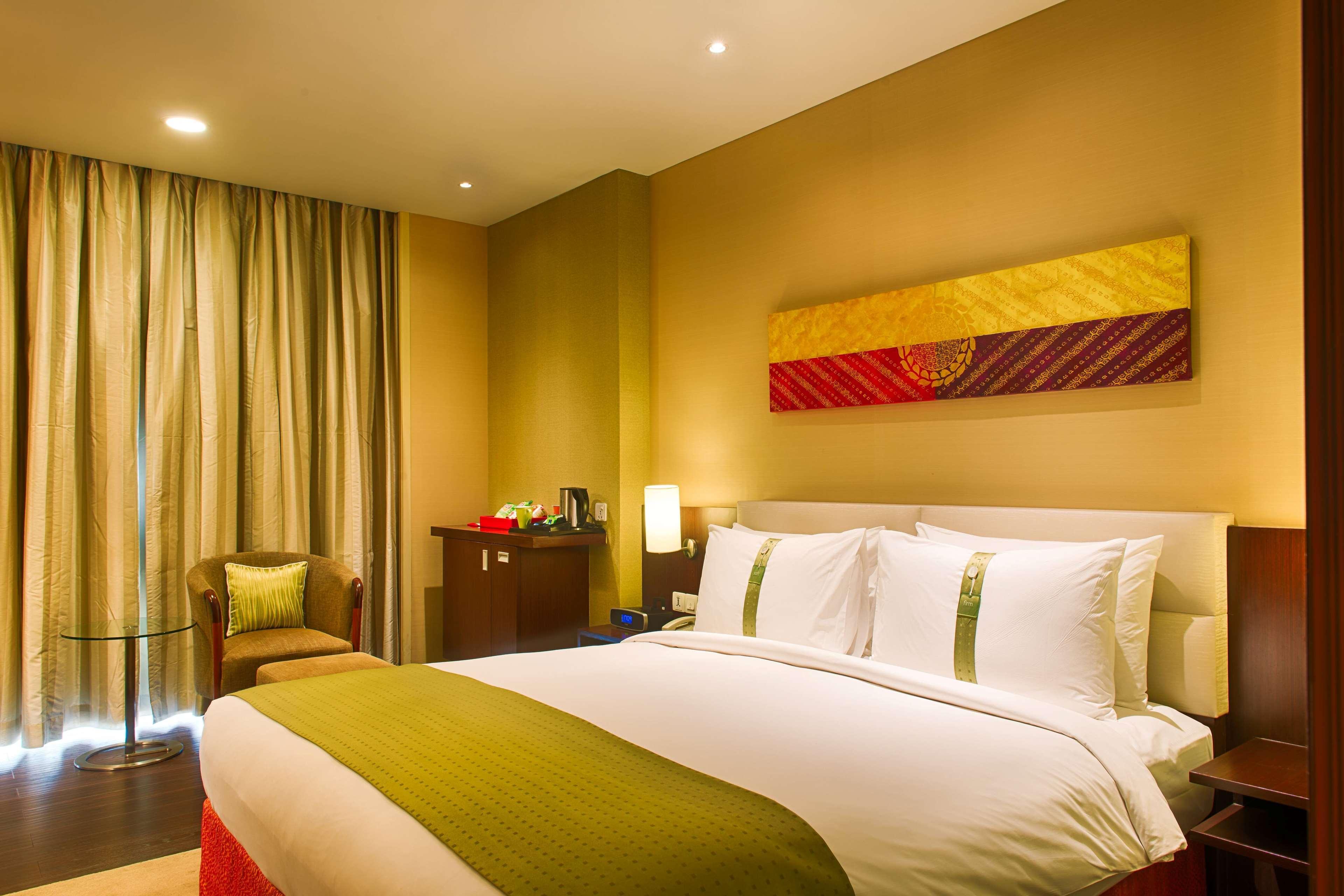 Ramada Plaza By Wyndham Pune Hinjewadi Dāpuri Exterior foto