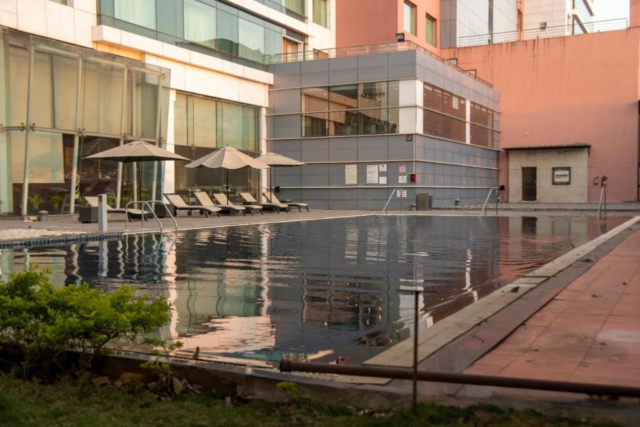 Ramada Plaza By Wyndham Pune Hinjewadi Dāpuri Exterior foto