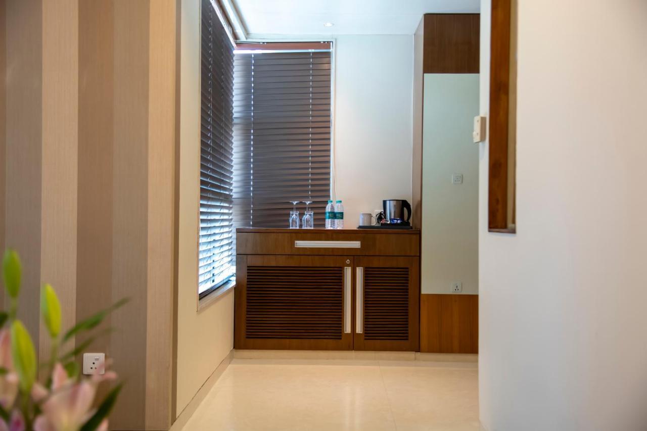 Ramada Plaza By Wyndham Pune Hinjewadi Dāpuri Exterior foto